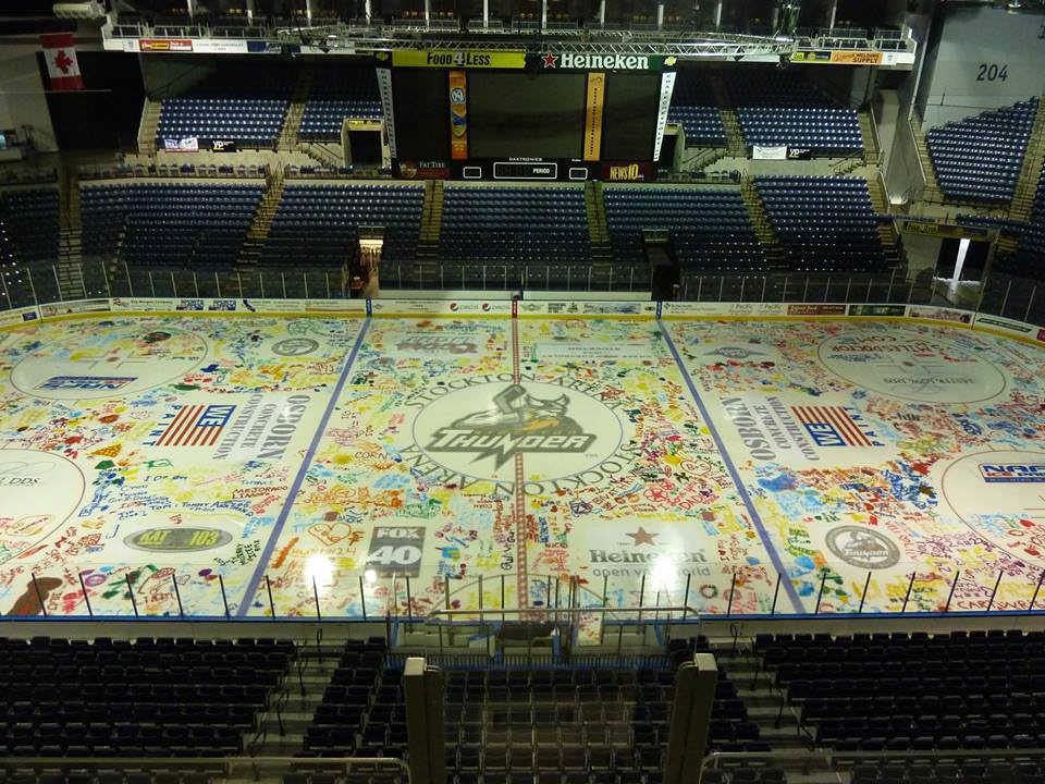 Thunder and Bulls Make Hockey History by Playing on Painted Ice